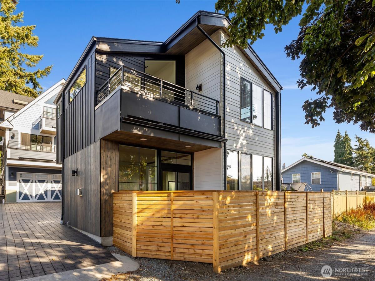MLS #NWM2433479 image #0