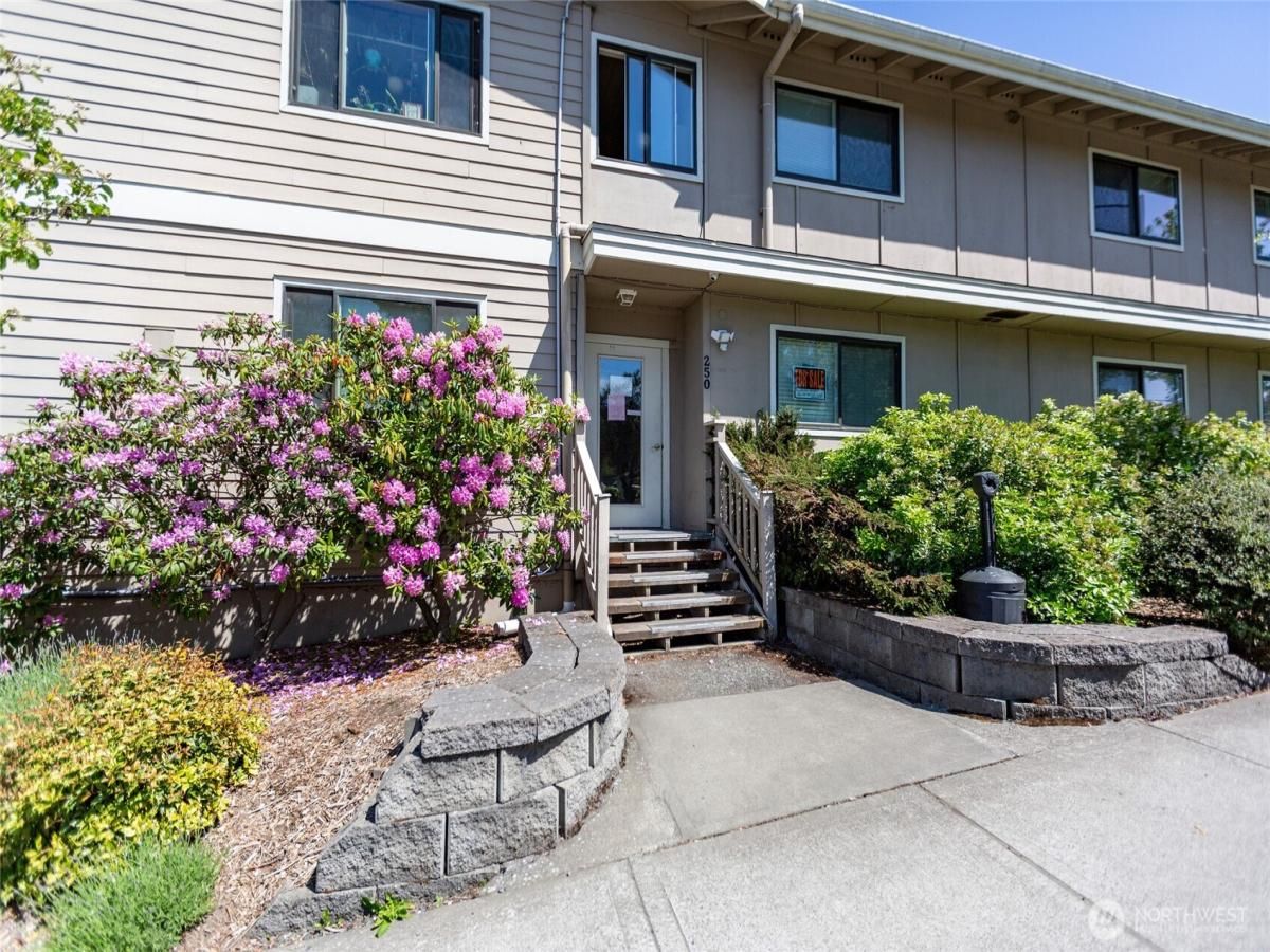 MLS #NWM2433554 image #0