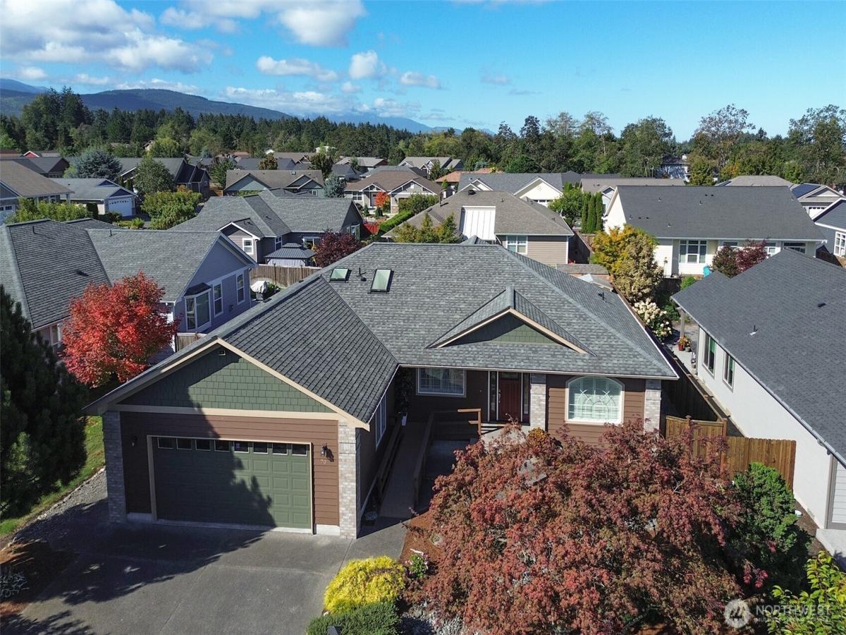 MLS #NWM2433664 image #0