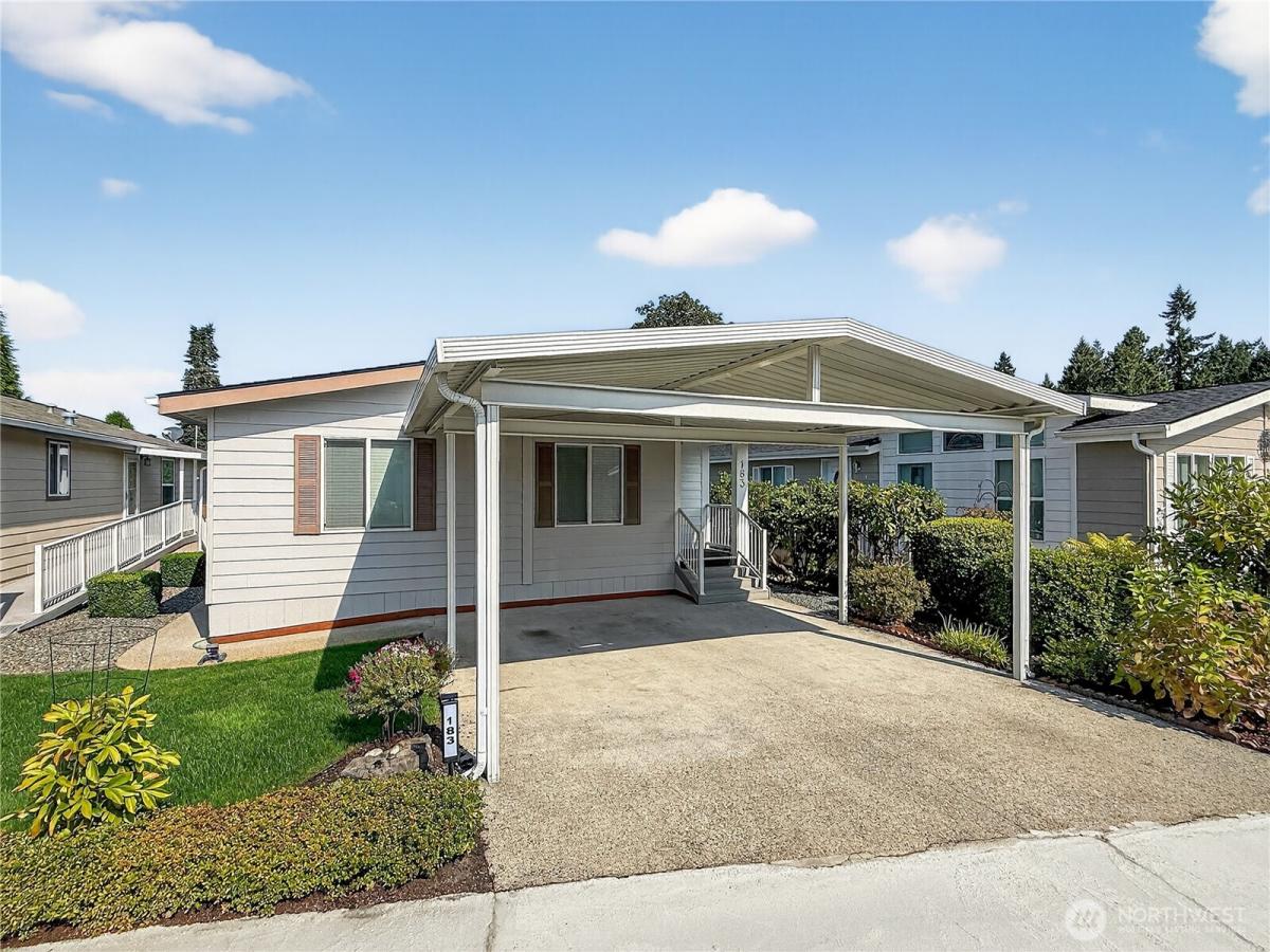 MLS #NWM2433780 image #0