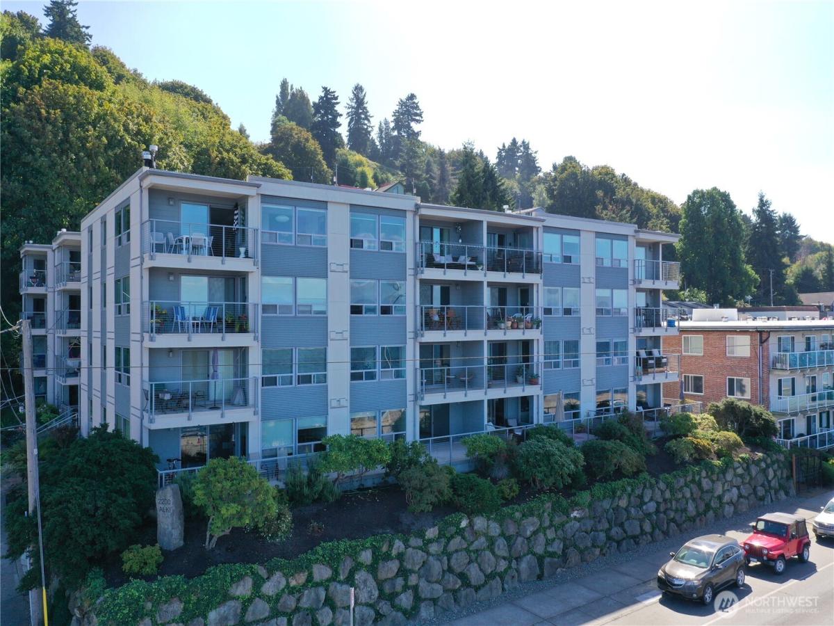 MLS #NWM2433858 image #0