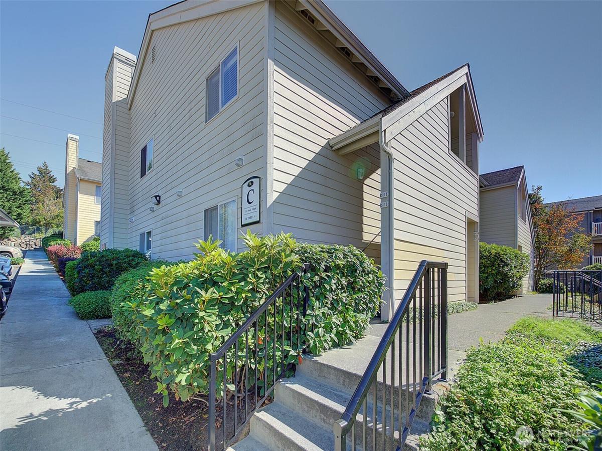 MLS #NWM2433899 image #0