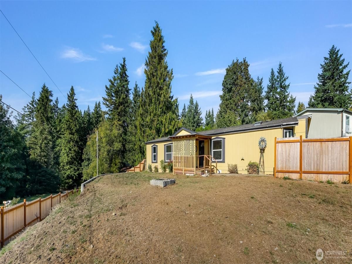 MLS #NWM2433952 image #0