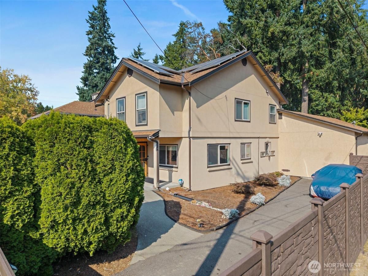 MLS #NWM2433974 image #0