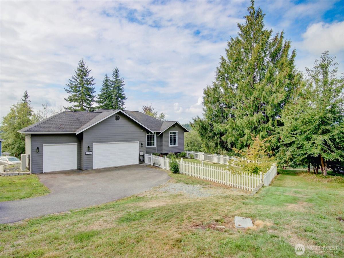 MLS #NWM2434033 image #0