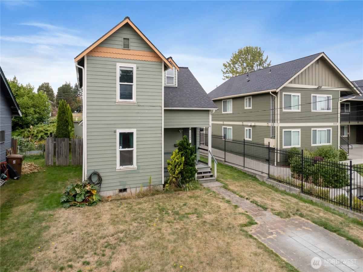 MLS #NWM2434229 image #0