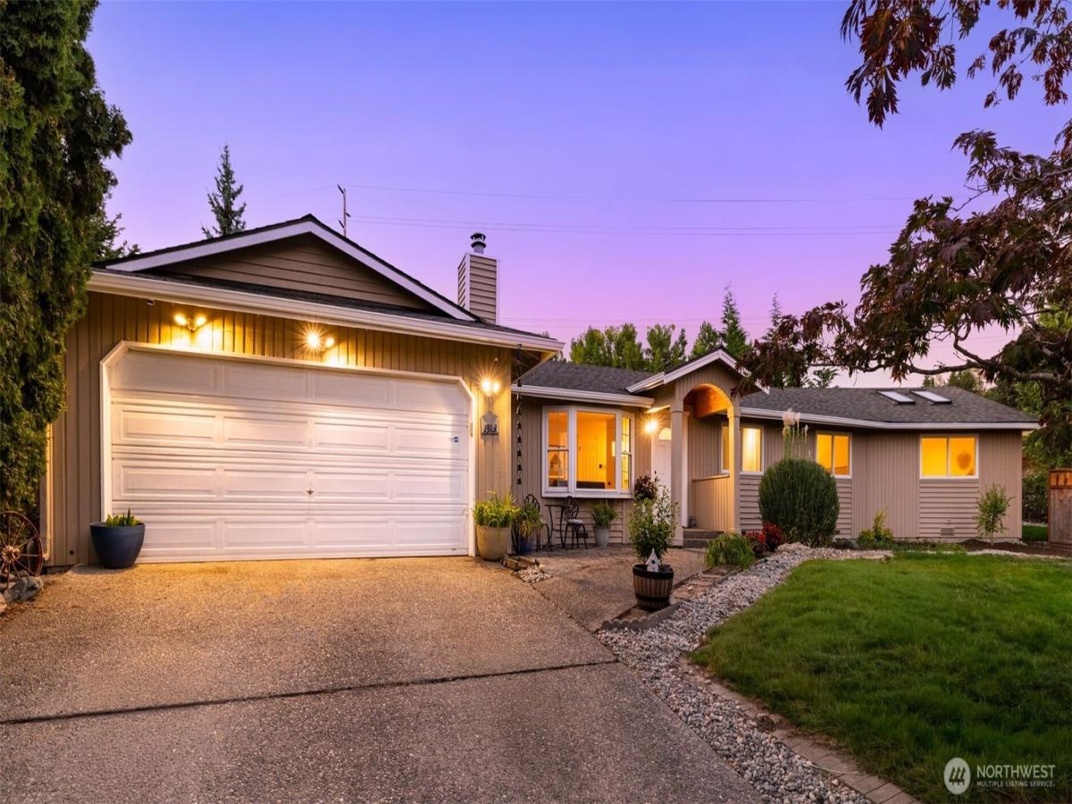 MLS #NWM2434259 image #0