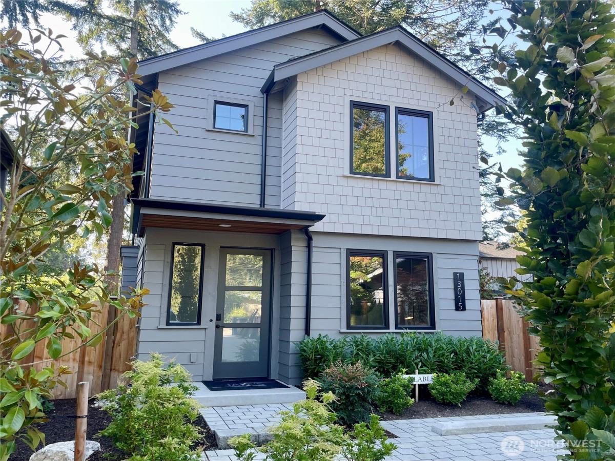 MLS #NWM2434313 image #0