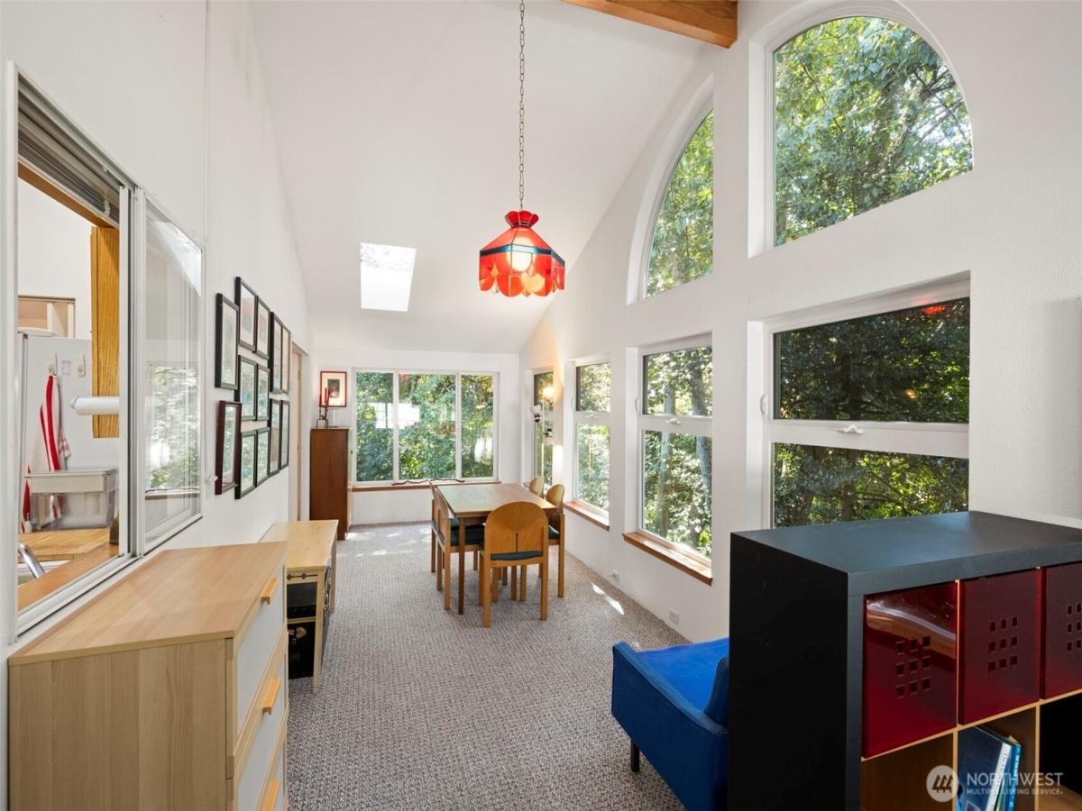 MLS #NWM2434326 image #0