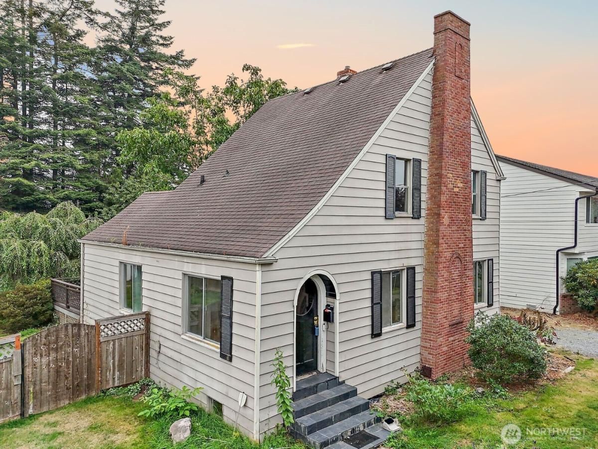 MLS #NWM2434349 image #0