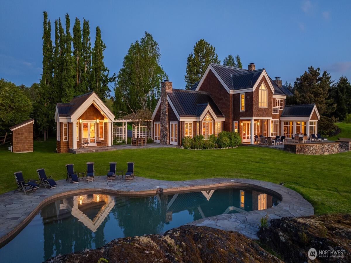 MLS #NWM2434448 image #0