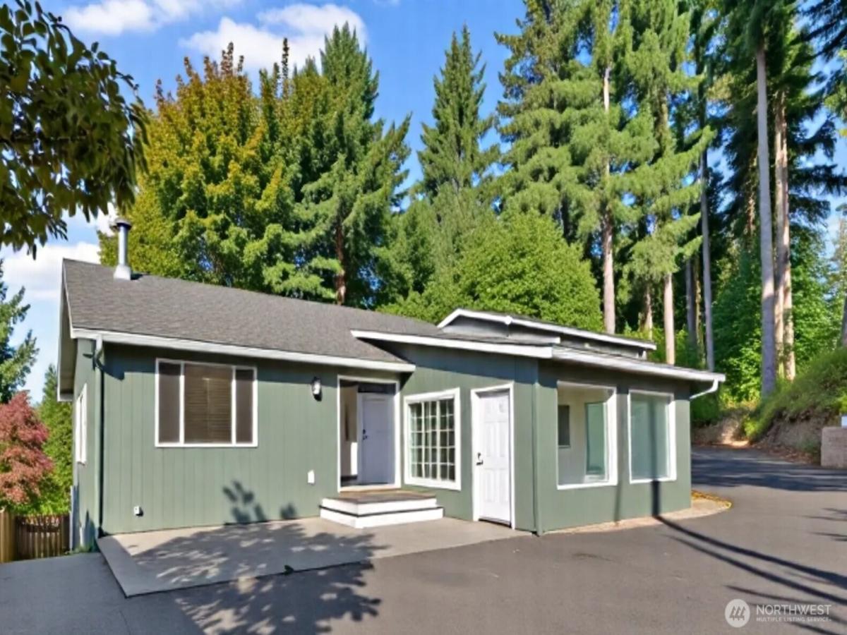 MLS #NWM2434507 image #0