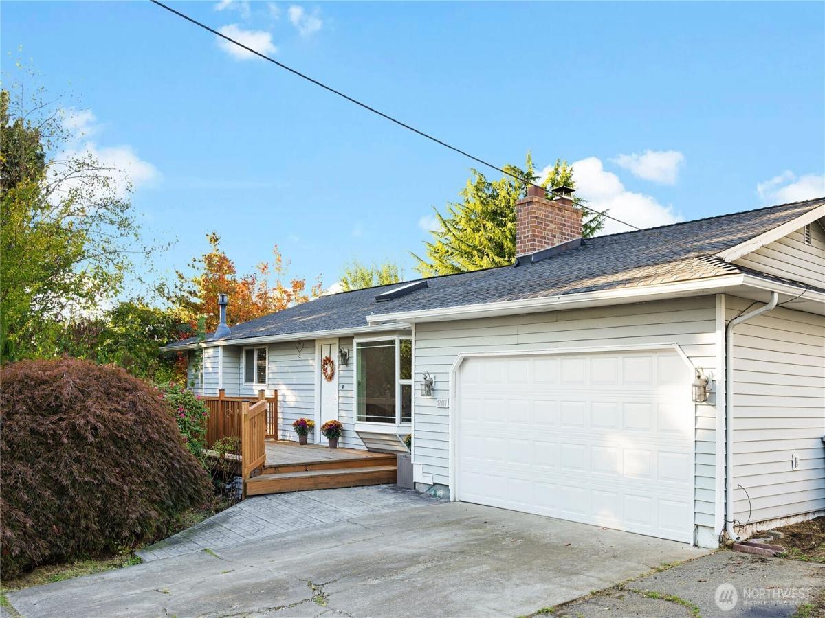 MLS #NWM2434539 image #0