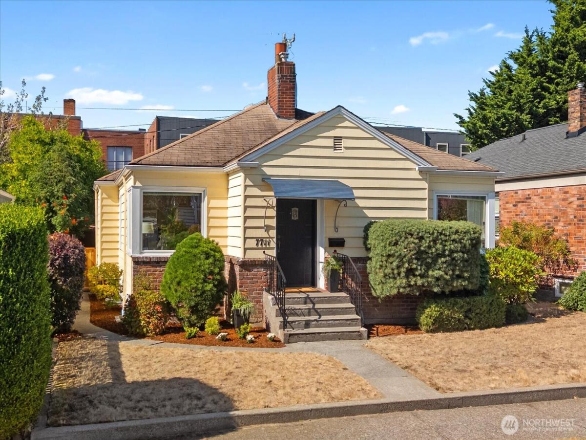 MLS #NWM2434556 image #0