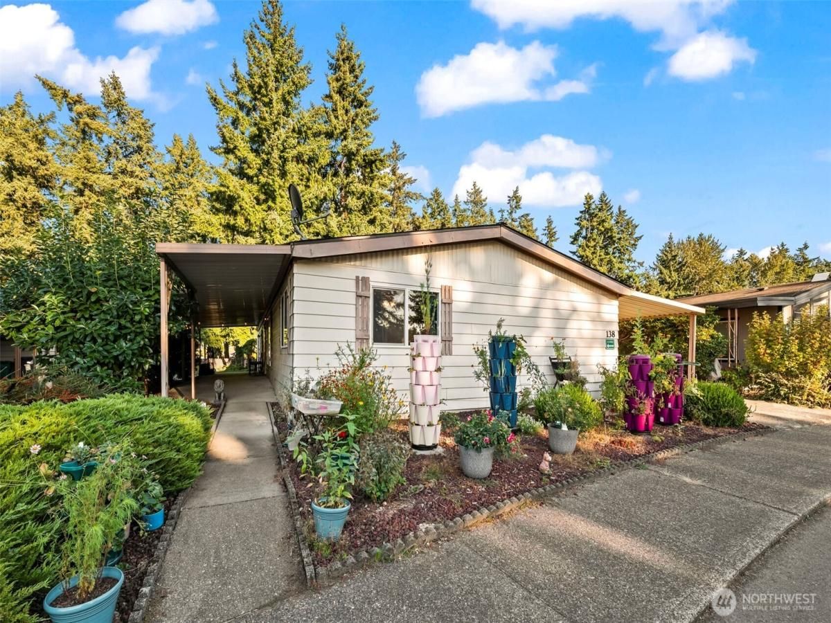 MLS #NWM2434571 image #0