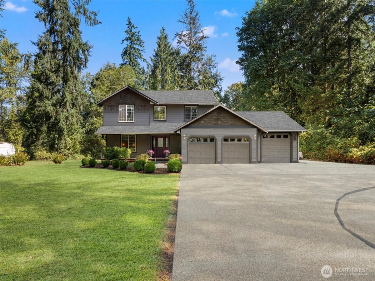 MLS #NWM2434625 image #0