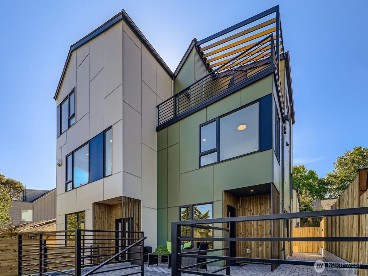 MLS #NWM2434842 image #0