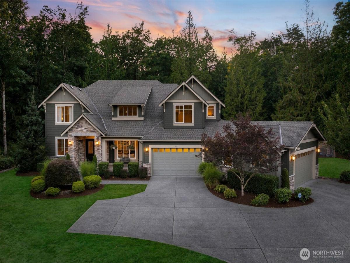 MLS #NWM2434885 image #0