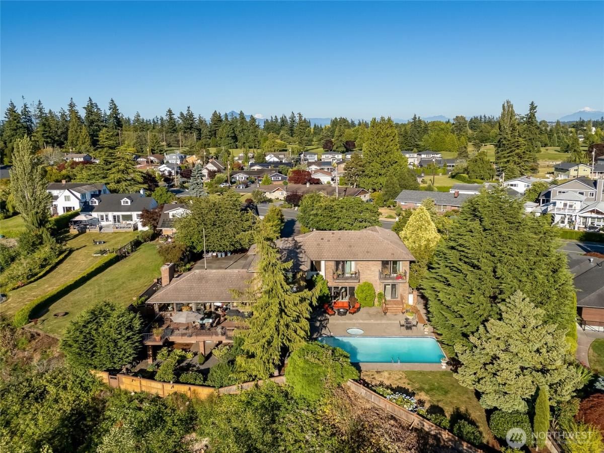 MLS #NWM2434914 image #0