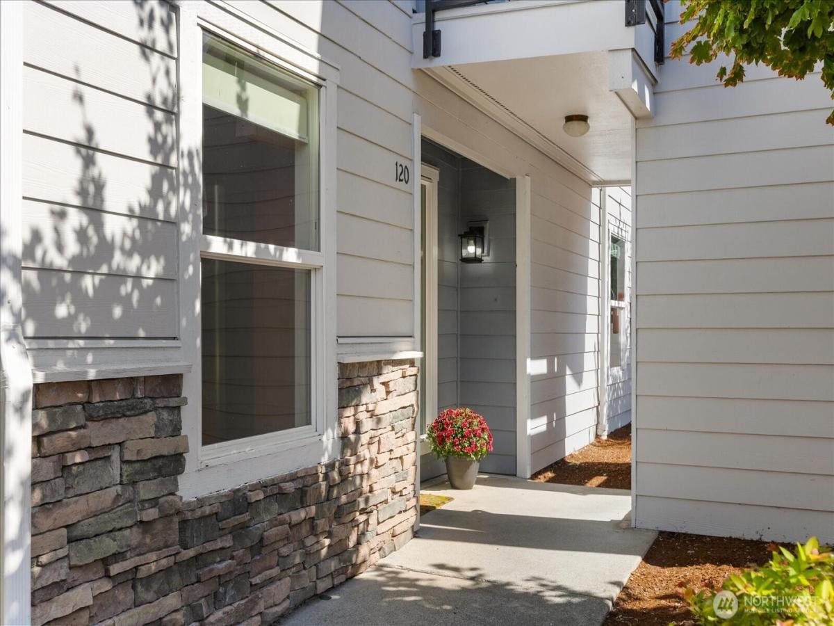 MLS #NWM2435017 image #0