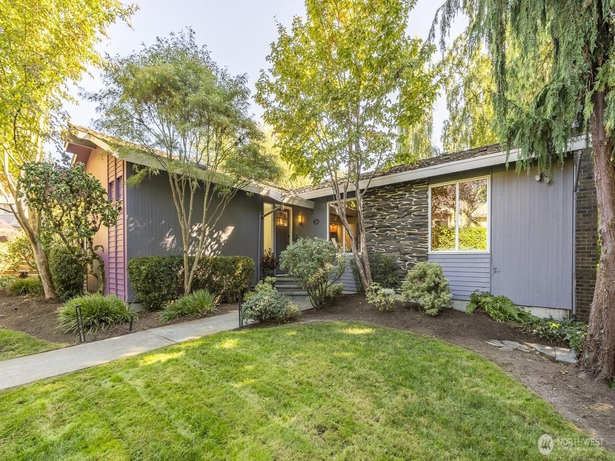 MLS #NWM2435172 image #0