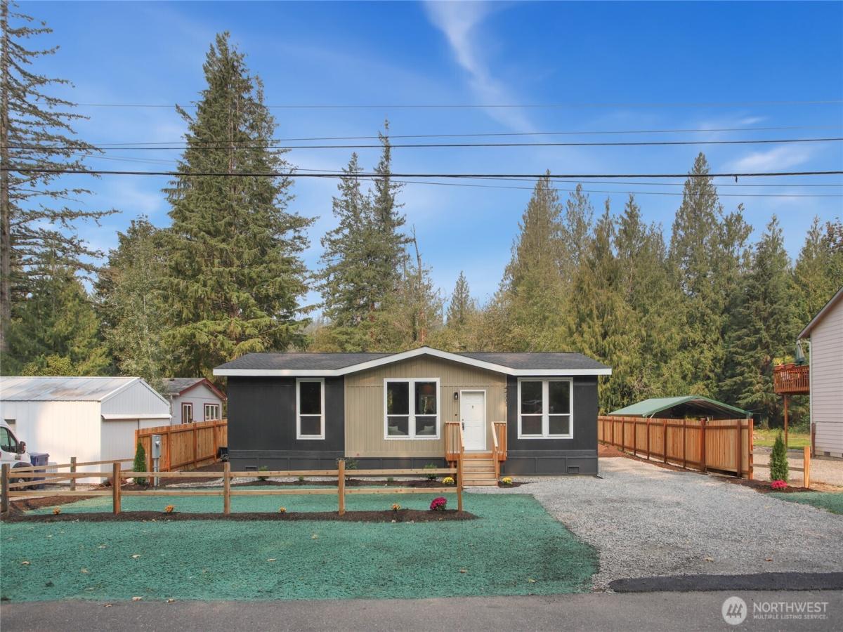 MLS #NWM2435245 image #0