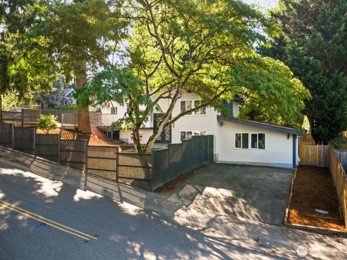 MLS #NWM2435487 image #0