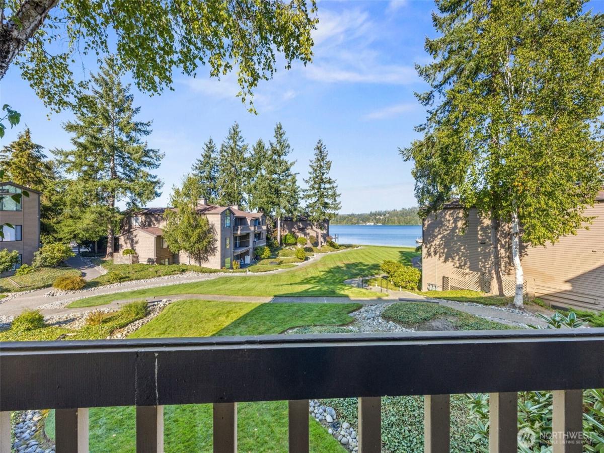 MLS #NWM2435498 image #0