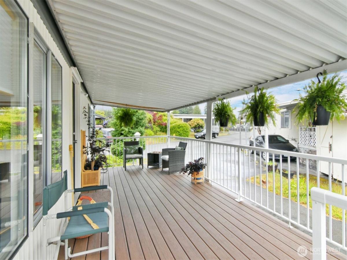 MLS #NWM2435632 image #0