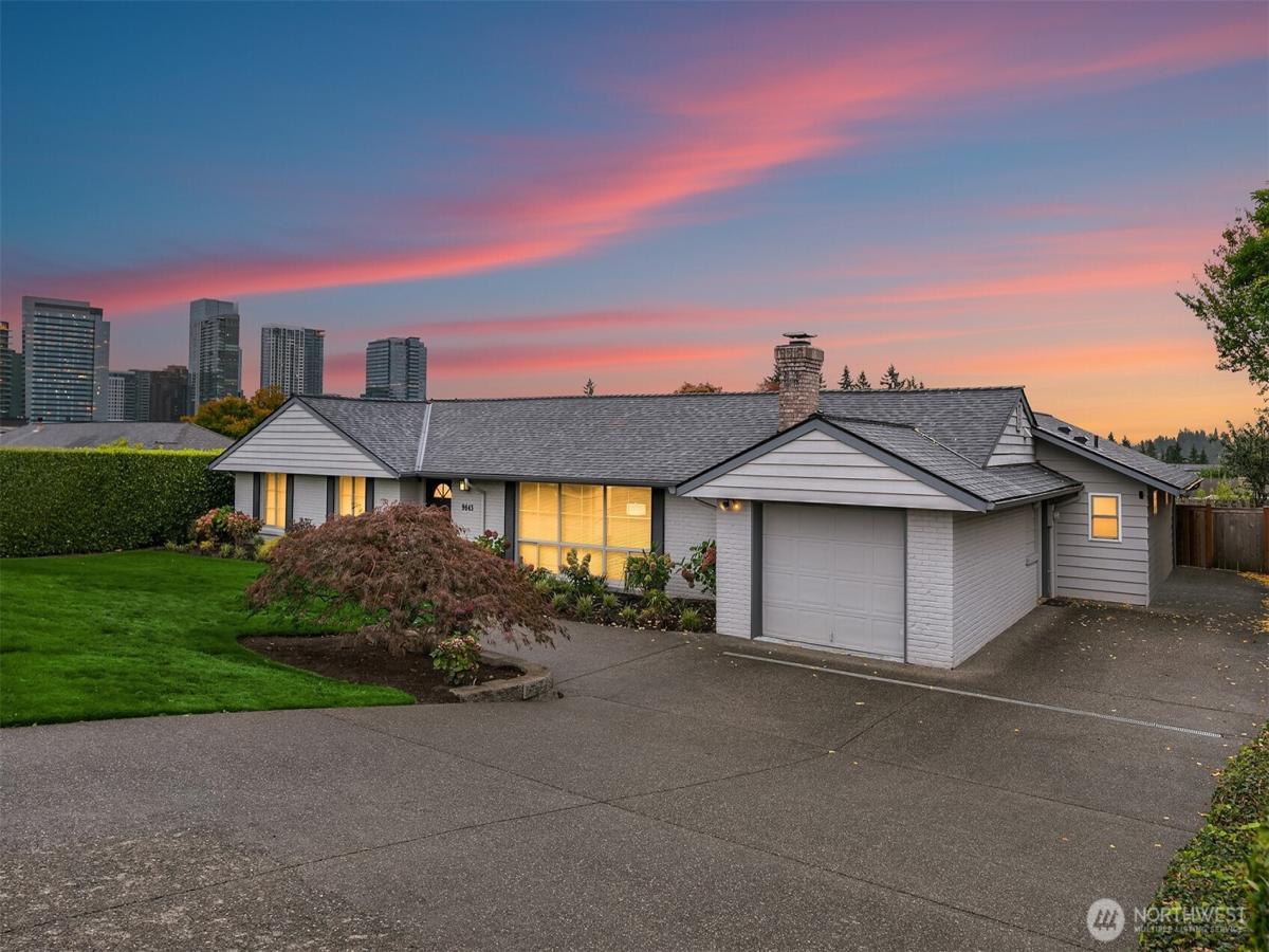 MLS #NWM2435635 image #0