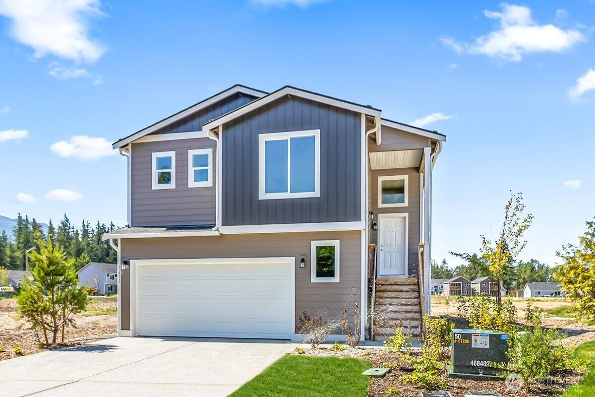 MLS #NWM2435644 image #0