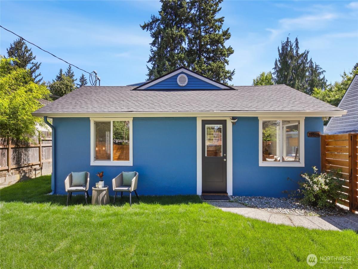 MLS #NWM2435652 image #0