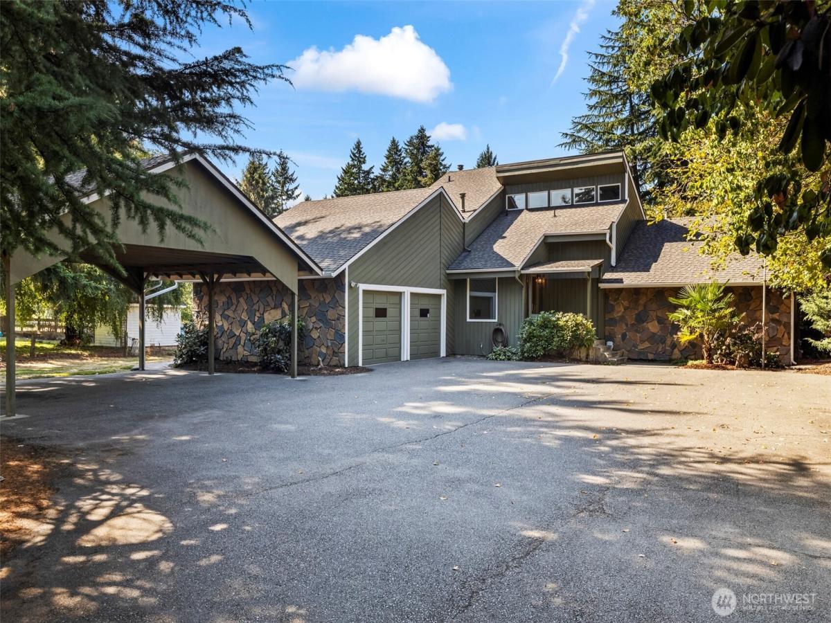 MLS #NWM2435709 image #0