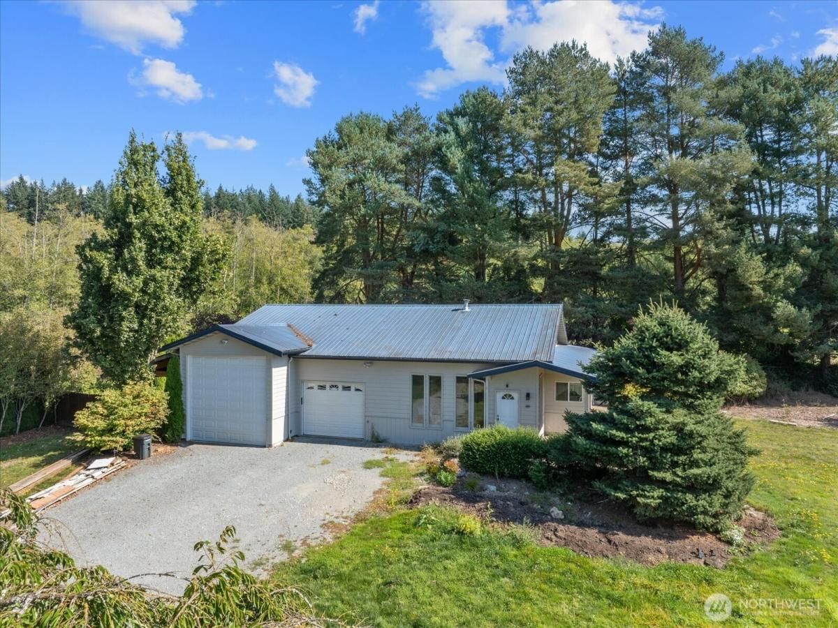 MLS #NWM2435726 image #0