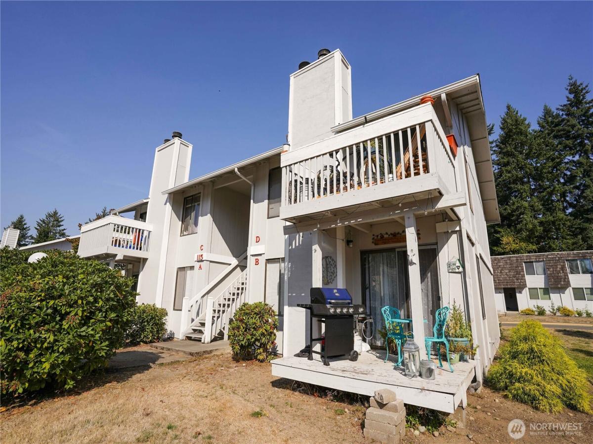 MLS #NWM2435784 image #0