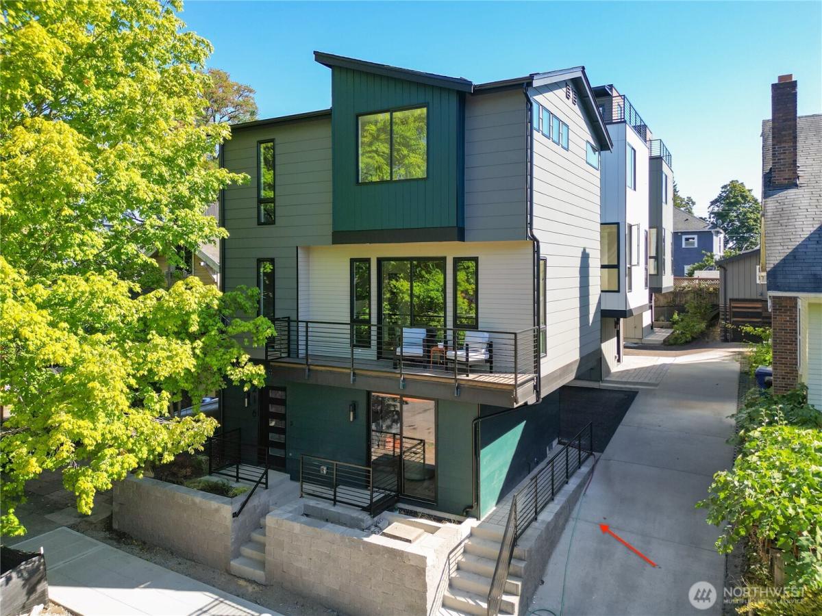 MLS #NWM2435869 image #0
