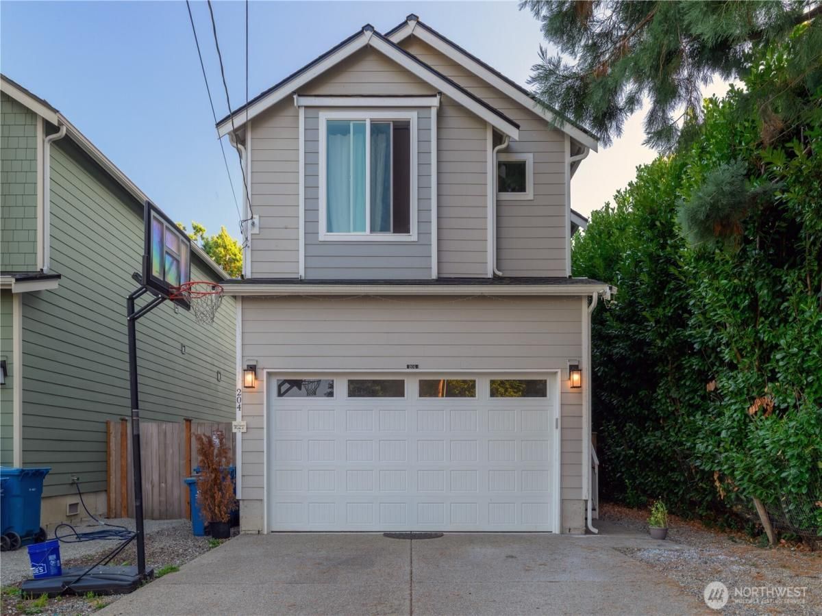 MLS #NWM2435970 image #0