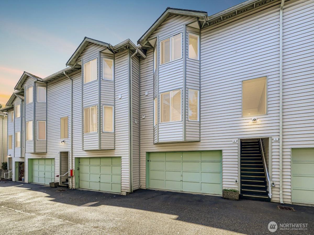 MLS #NWM2436017 image #0