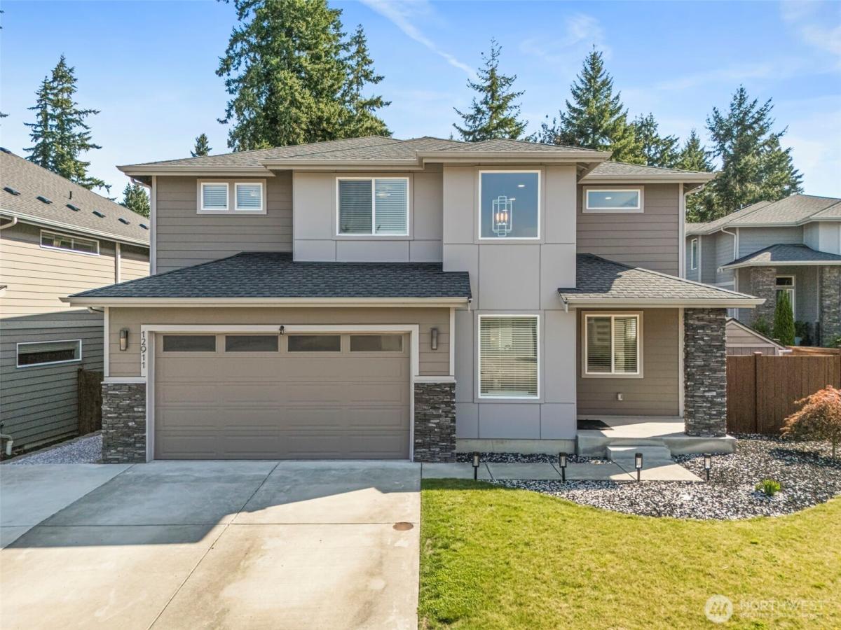 MLS #NWM2436090 image #0