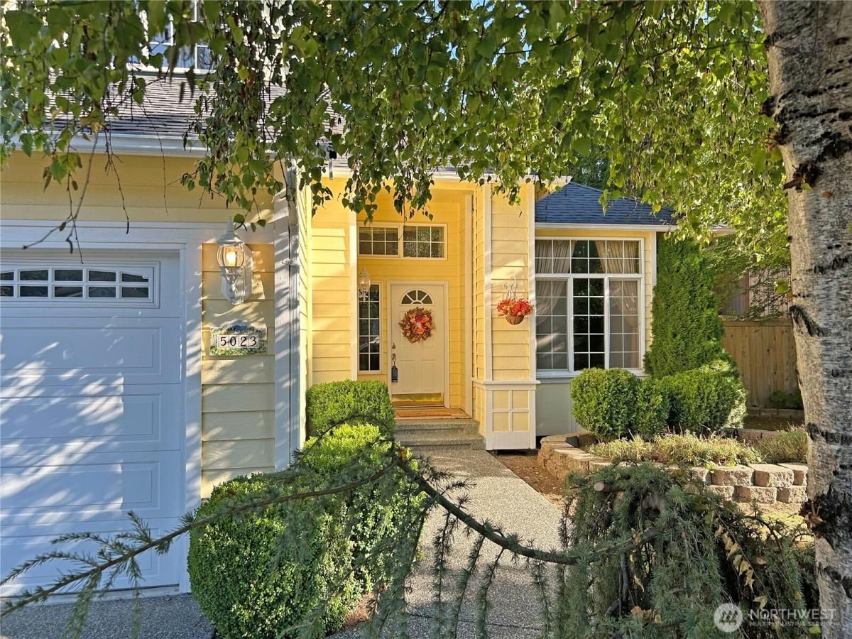 MLS #NWM2436238 image #0