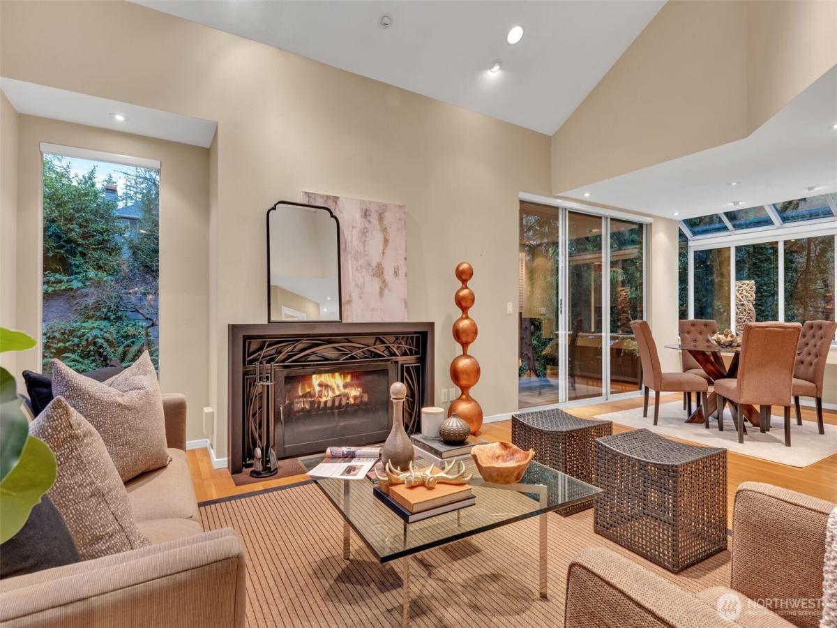 MLS #NWM2436359 image #0