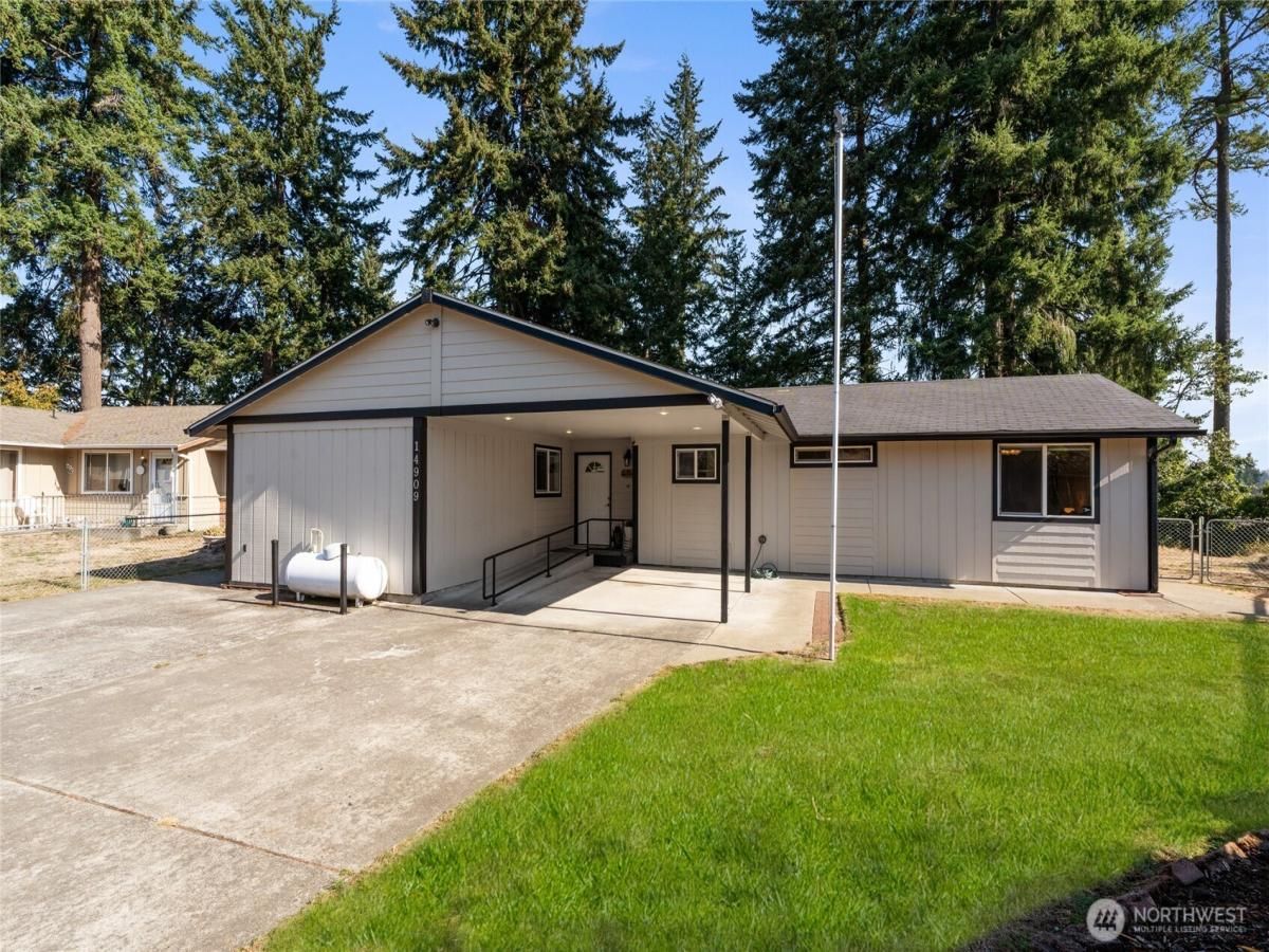 MLS #NWM2436501 image #0