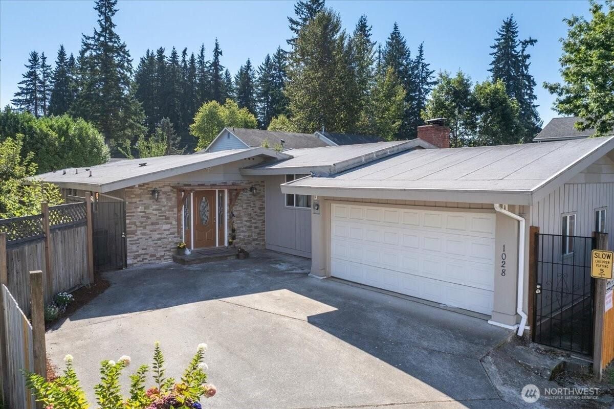 MLS #NWM2436554 image #0