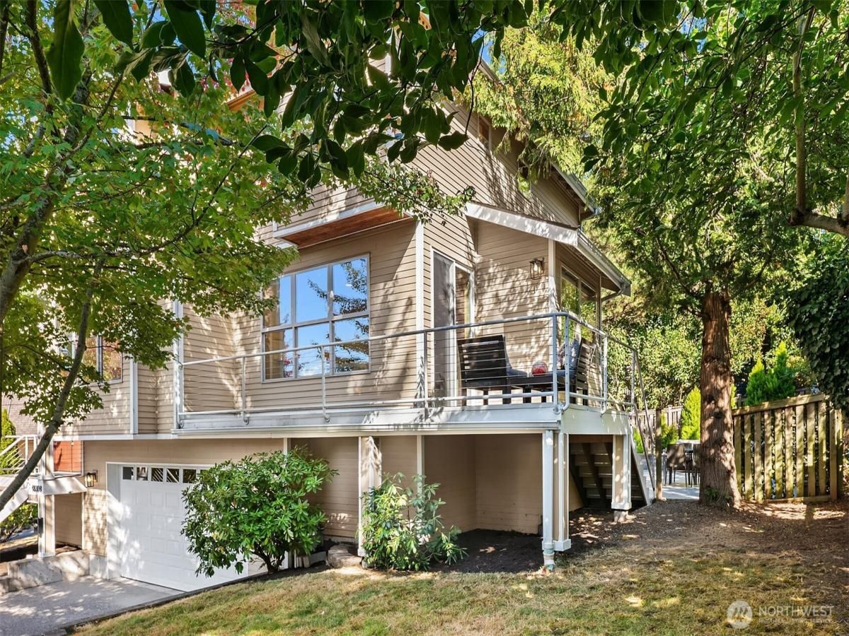 MLS #NWM2436568 image #0