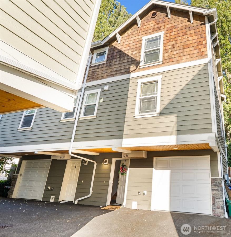 MLS #NWM2436860 image #0