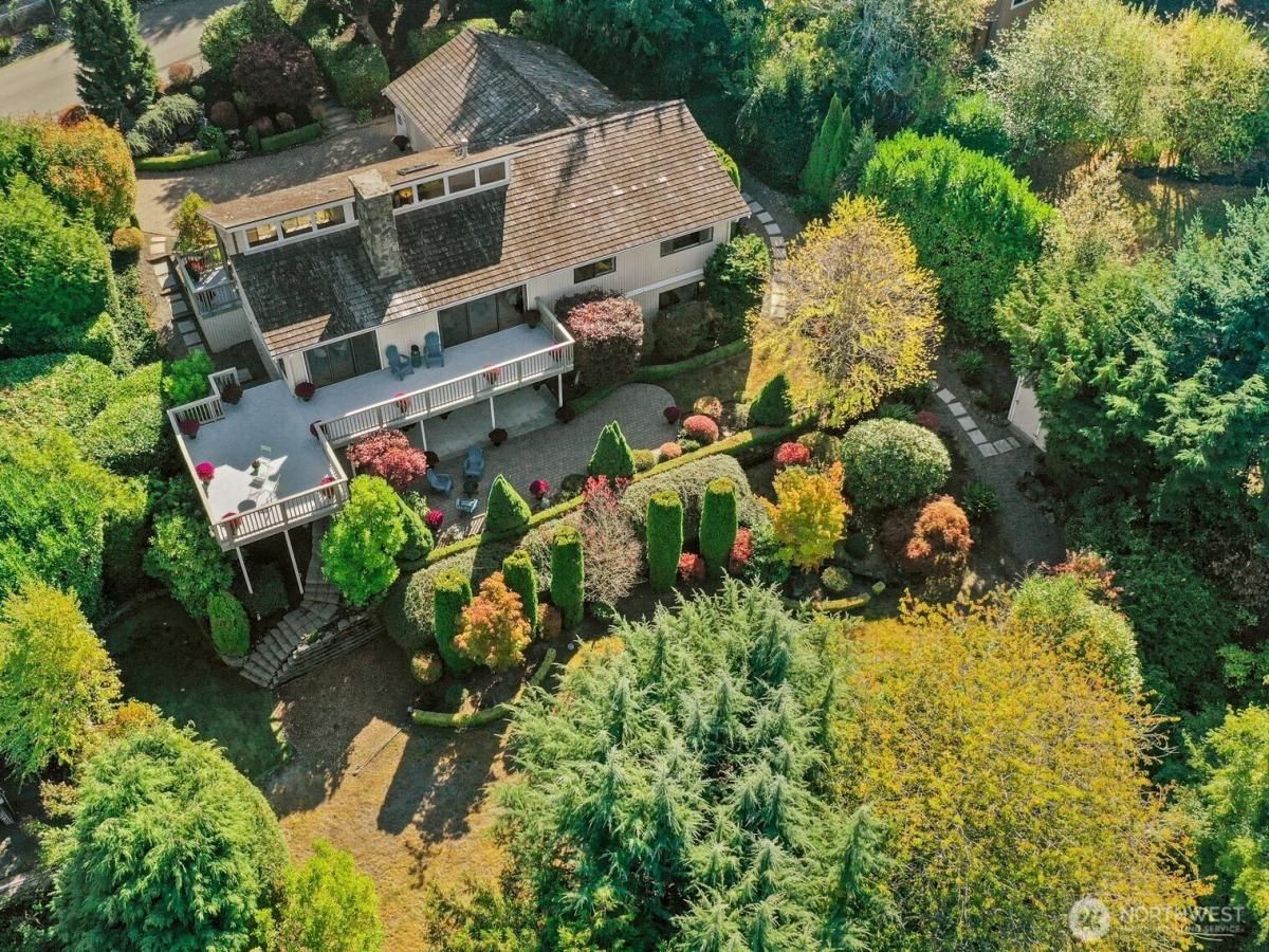 MLS #NWM2436885 image #0