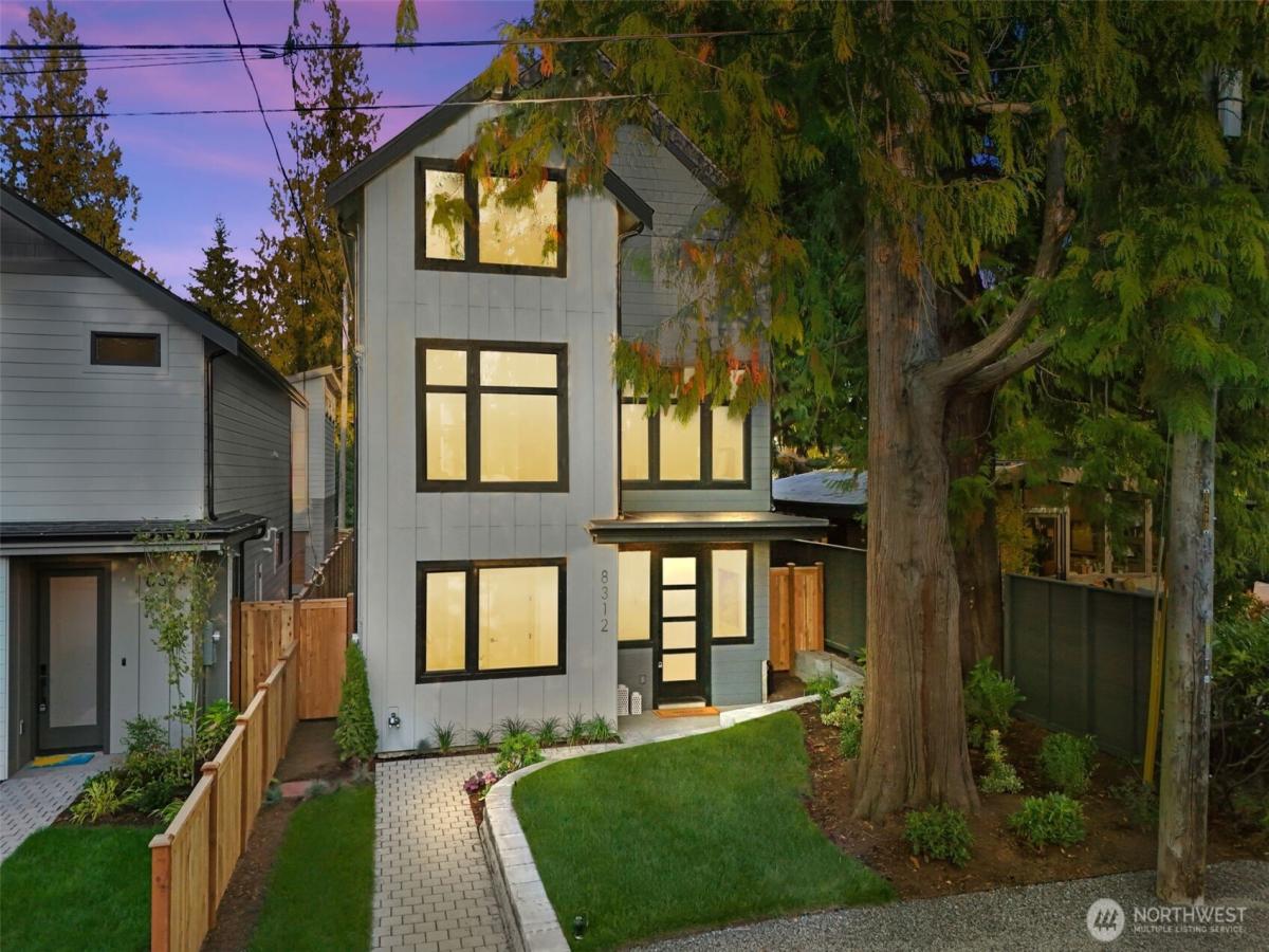 MLS #NWM2436764 image #0