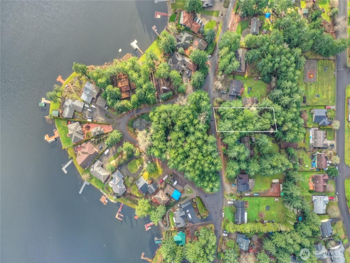 MLS #NWM2437013 image #0