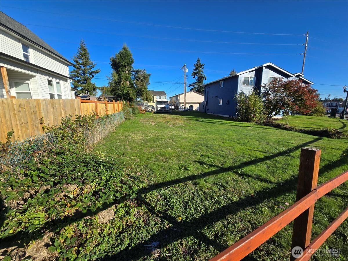 MLS #NWM2437061 image #0
