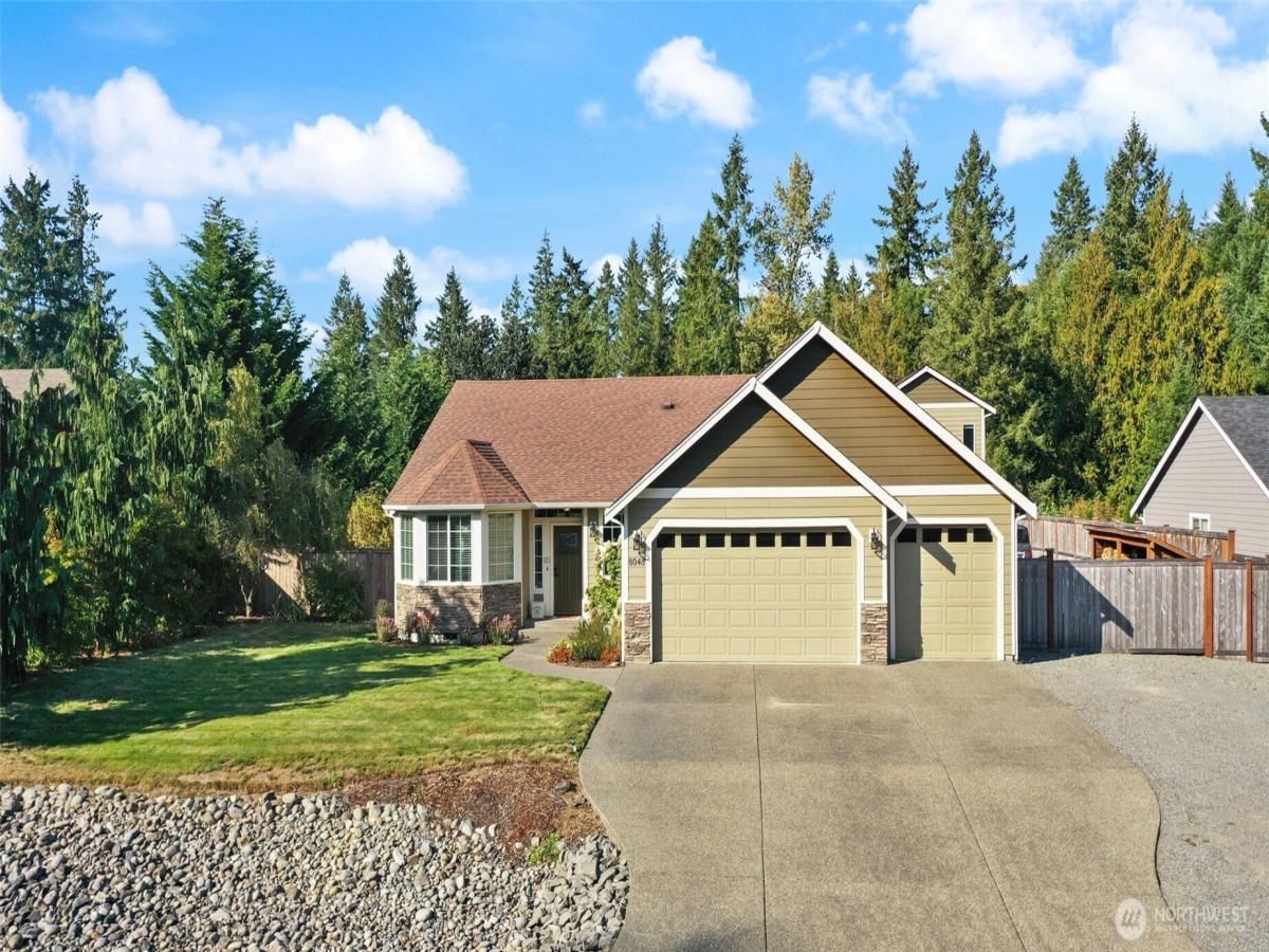 MLS #NWM2437200 image #0